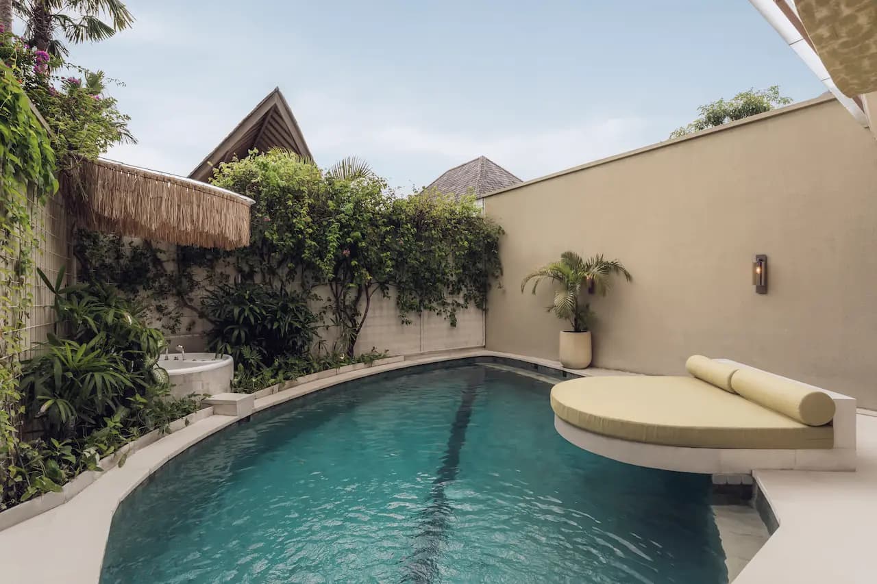 Grand Royal Smart 1 Bedroom Villa with Private Pool & Jacuzzi