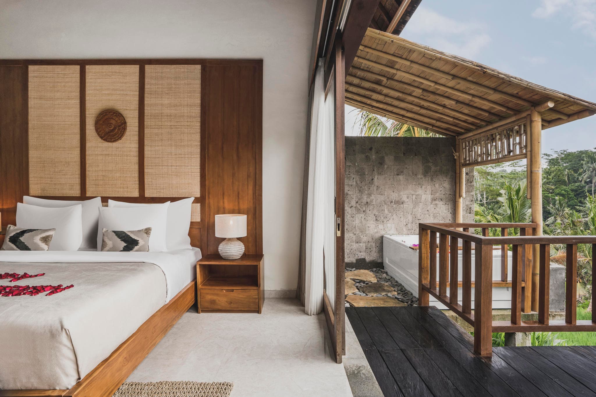 Maar Resort Photo
