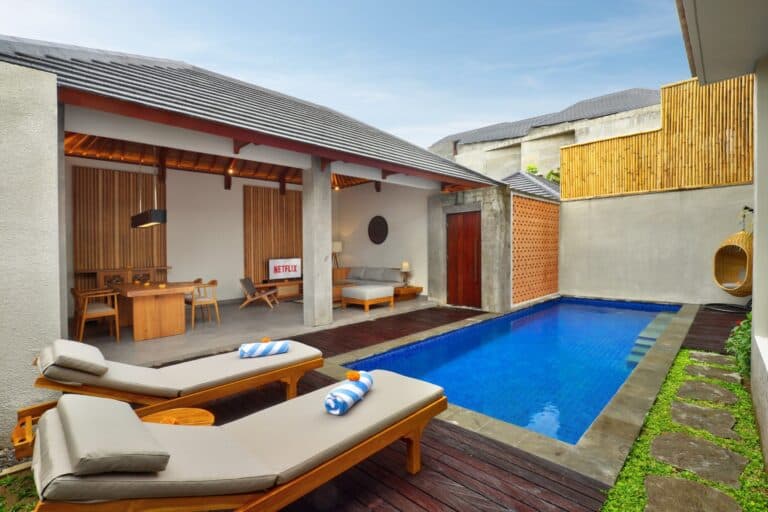Summer Stay in Canggu at Stylish Romantic Villa