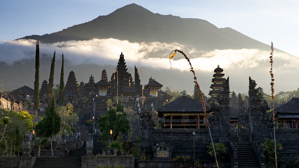 rainy season bali