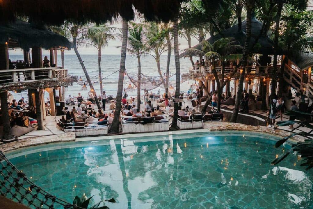 Beach Clubs nusa penida