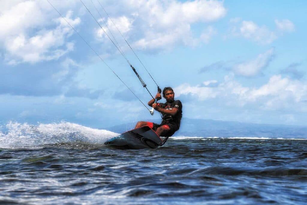 Kitesurfing