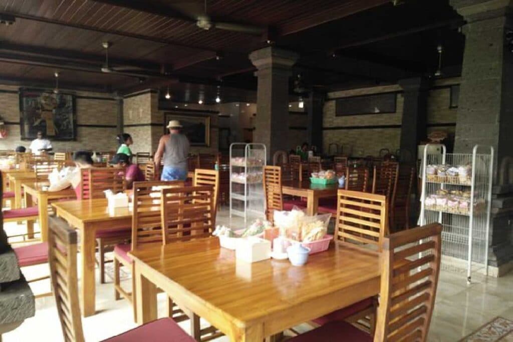 Warung Babi Guling Ibu Oka
