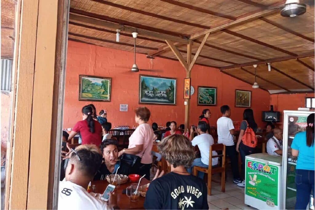 Warung Babi Guling Sari Kembar 99