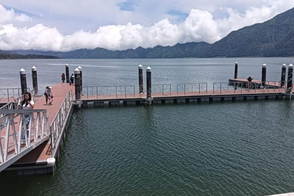 Dermaga Kedisan
