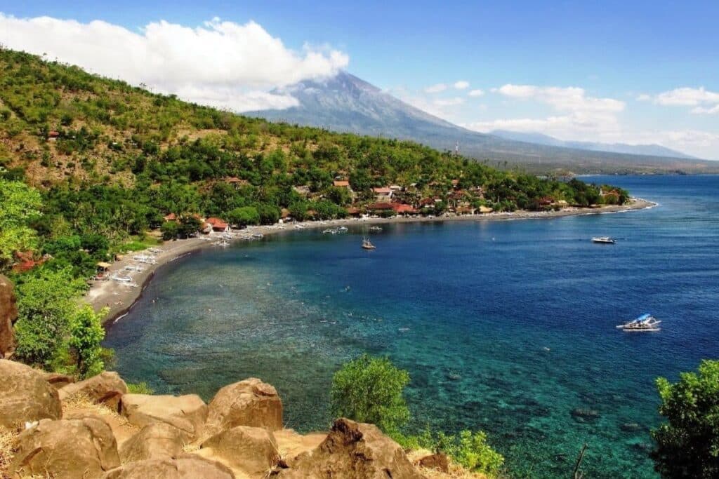 Pantai Amed