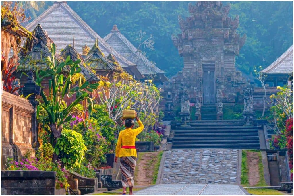 Visit Panglipuran Village