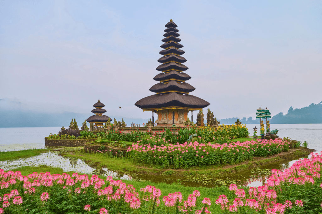eksplor ulun danu temple