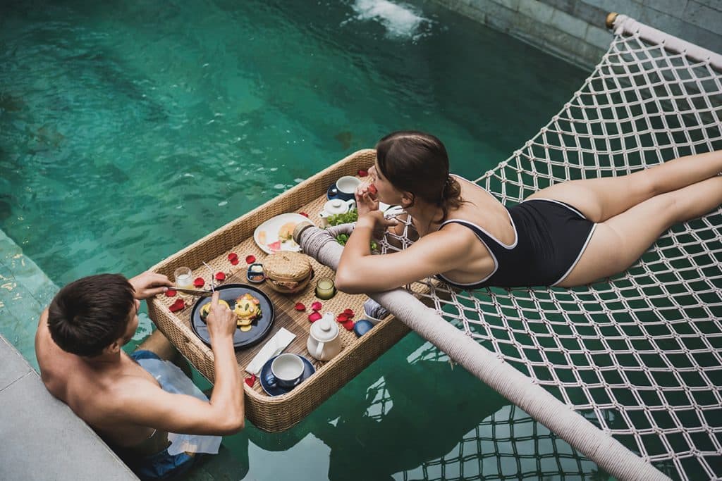 Floating Tray Breakfast