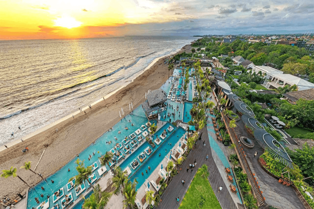 Atlas Beach Club