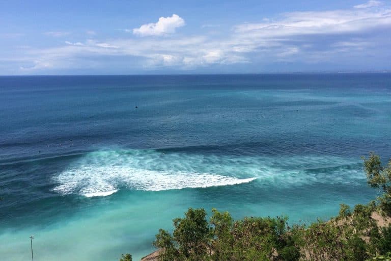 hotels near bingin