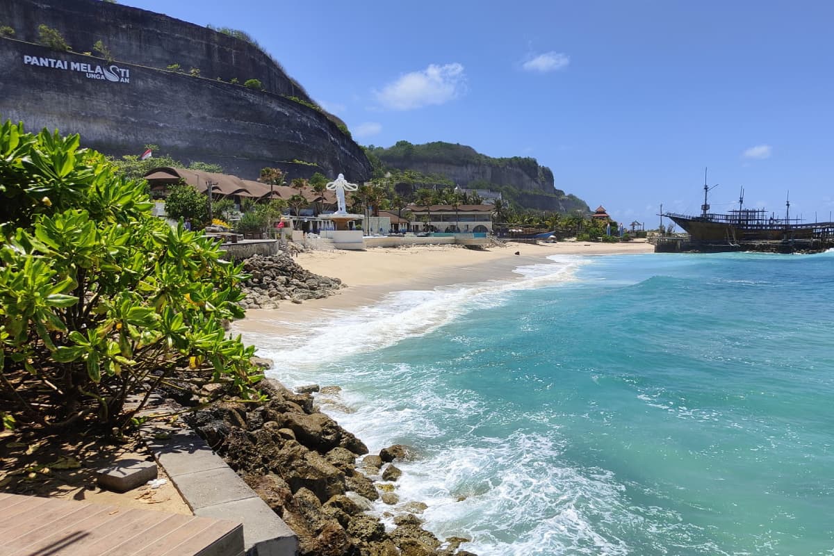 pantai melasti