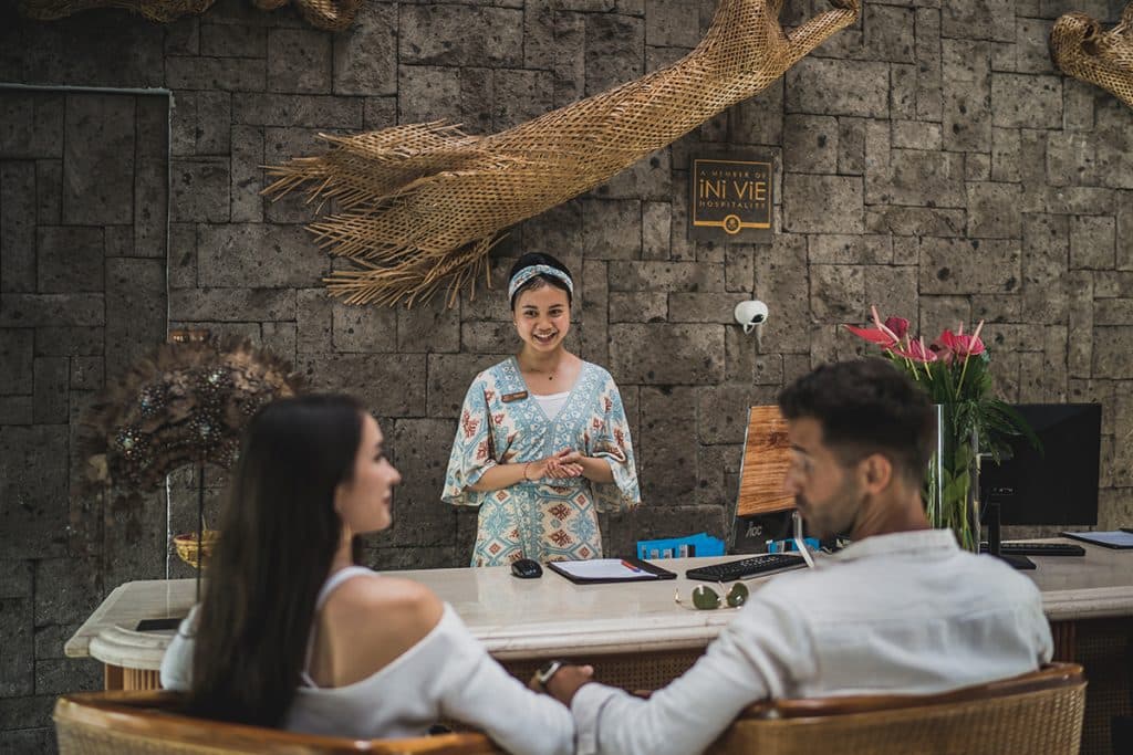 front office and hostess