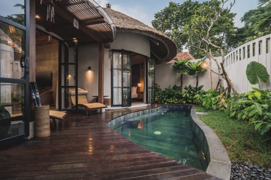 dreamy bamboo house in bali