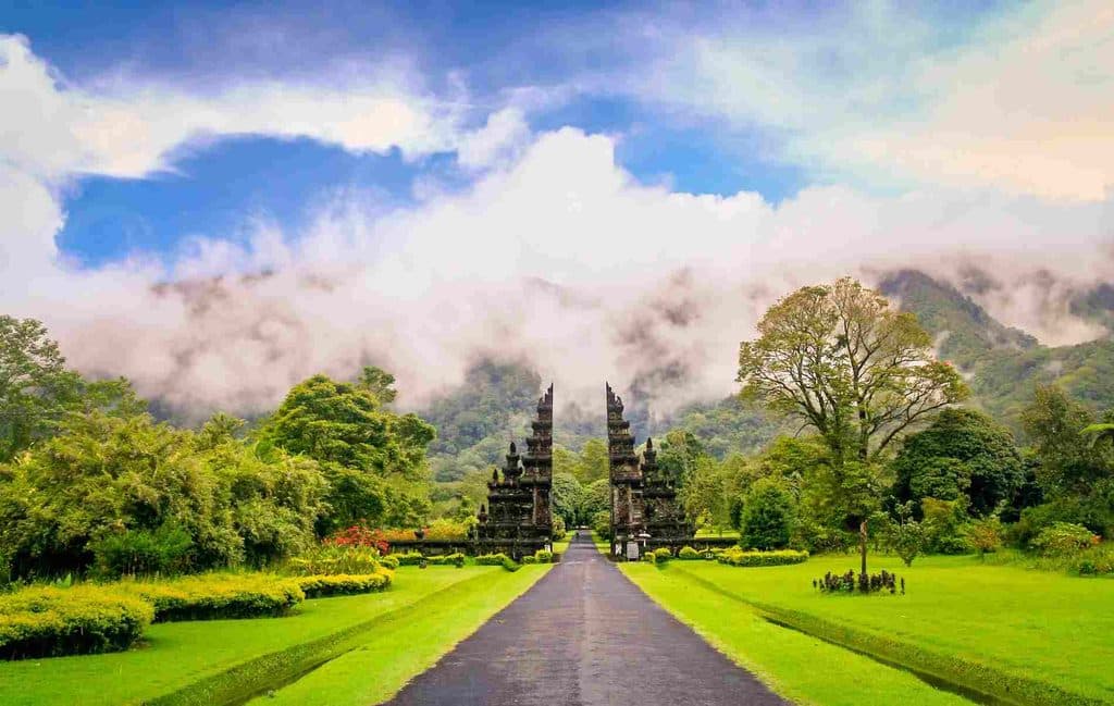 handara gates bali