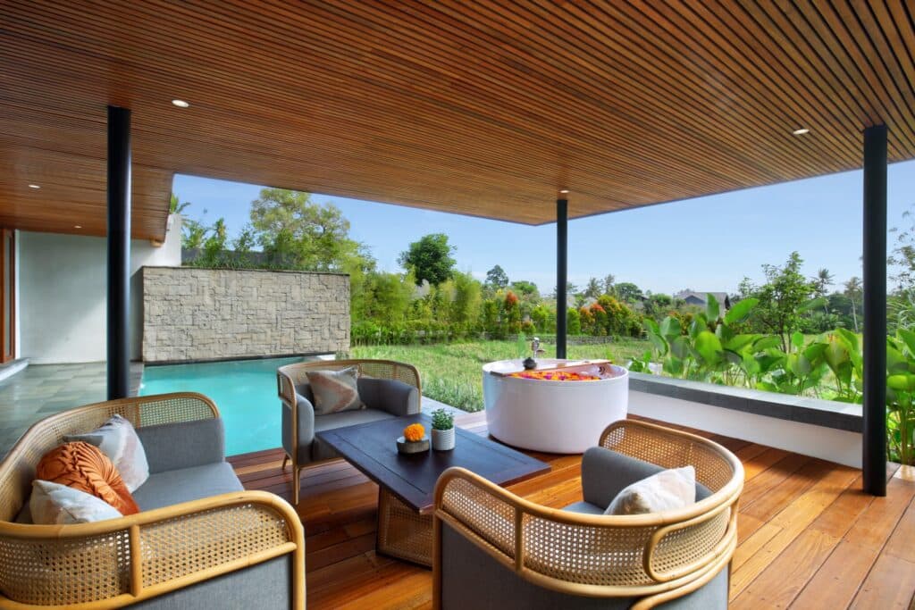 Five-Star Hotel Staying Experience