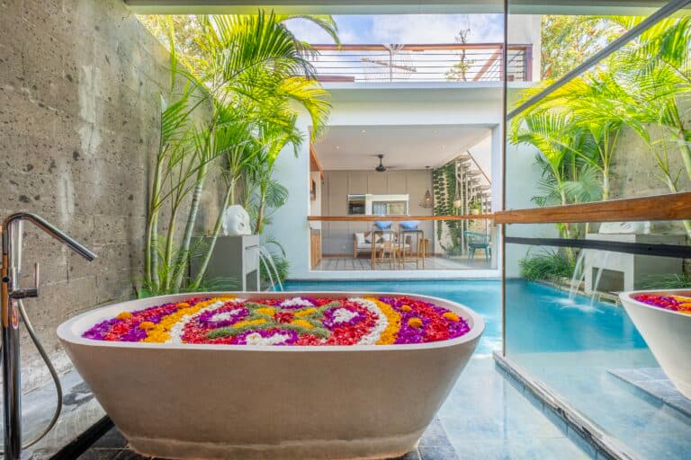 Ayona Villa: A Perfect Villa for Summer Vacation