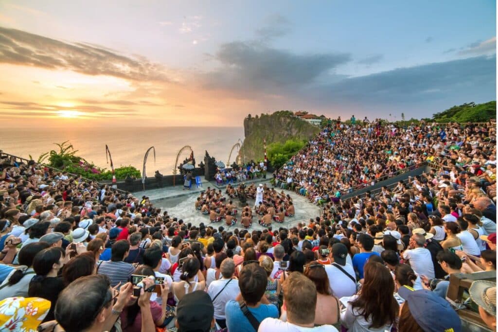 Waktu Terbaik untuk Menikmati Tari Kecak Uluwatu
