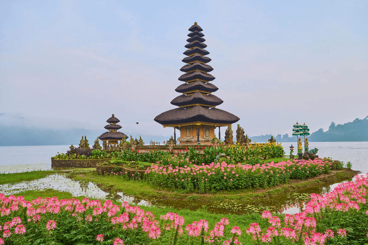 eksplor ulun danu temple