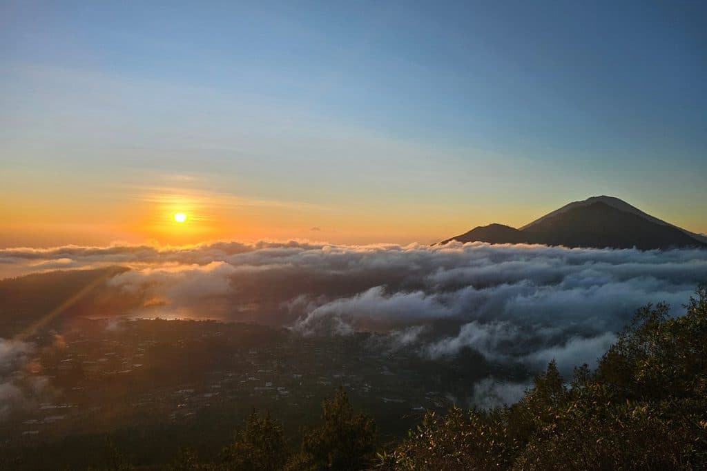 gunung di bali