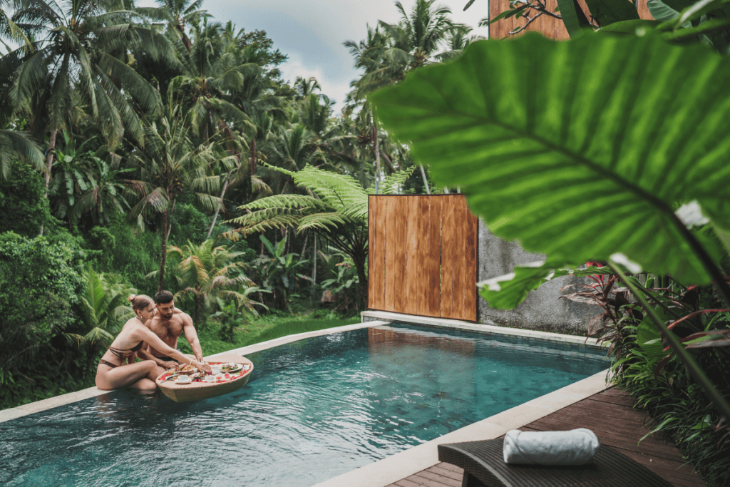 infinity pool in Dedary resort