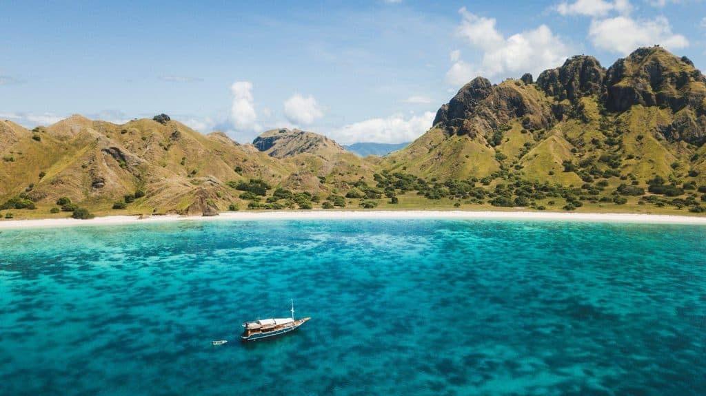 One-Day Komodo Speedboat Trip