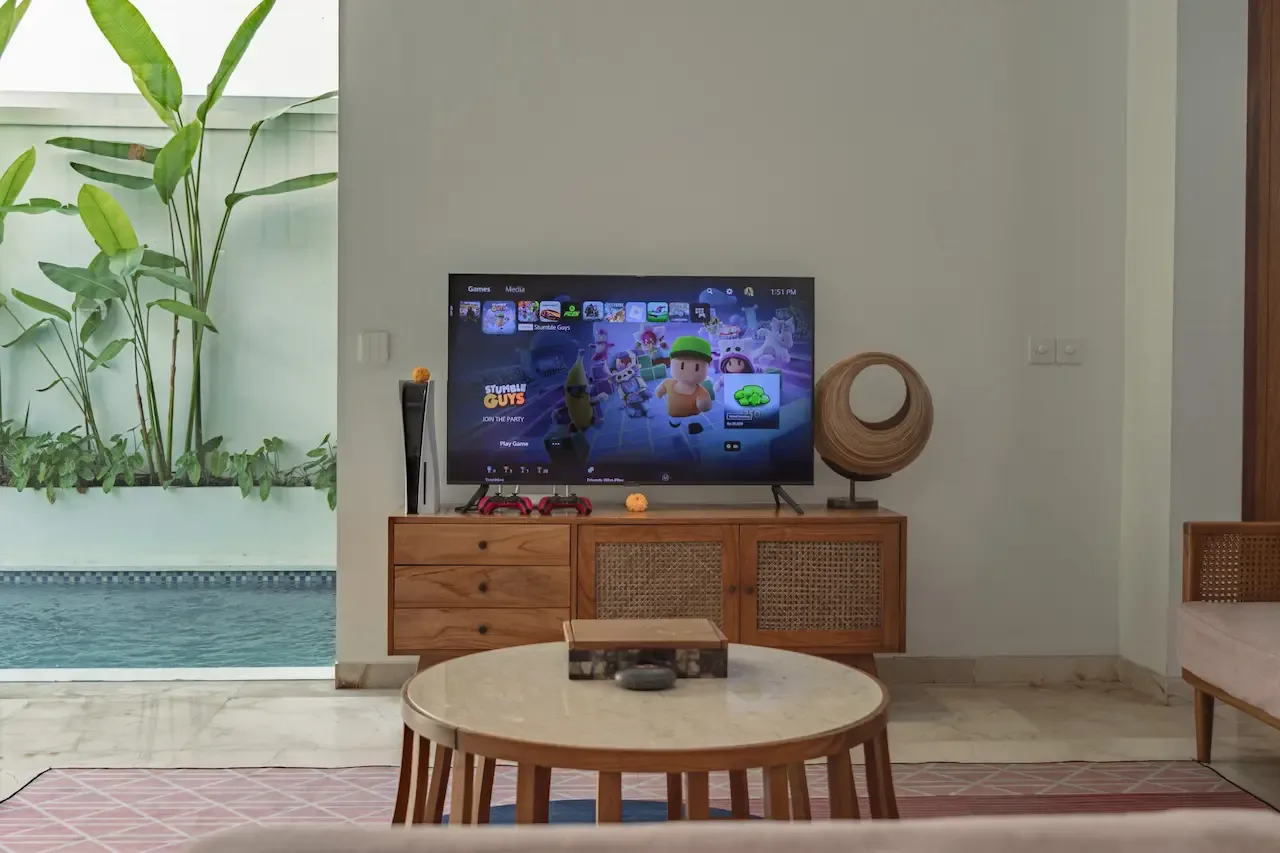 Eight Palms Villa
