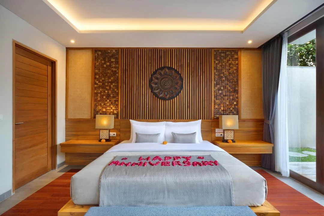 Special Wording on the Bed